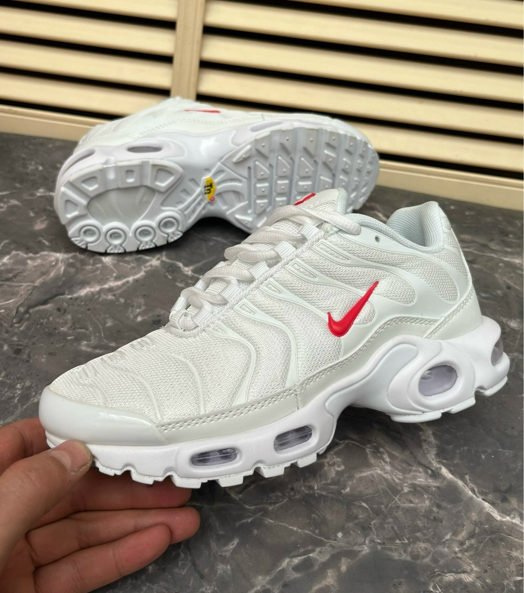 nike air max tn plus white,кроссовки nike air max plus tn,nike air max plus tn,кроссовки nike air max plus,кроссовки