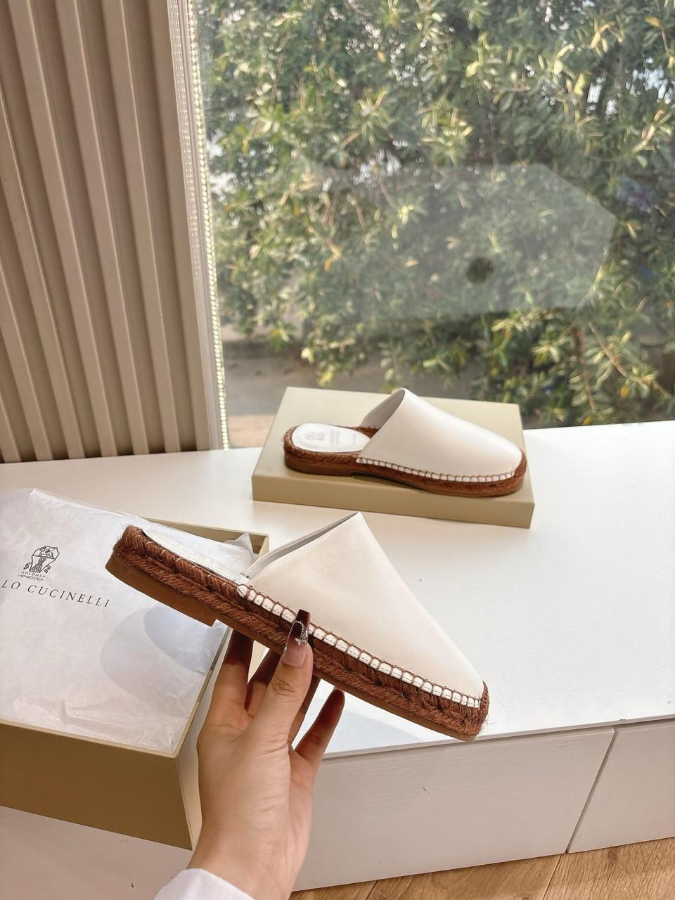 кожаные шлепанцы brunello cucinelli,женские шлепанцы,,кожаные шлепанцы,эспадрильи brunello cucinelli