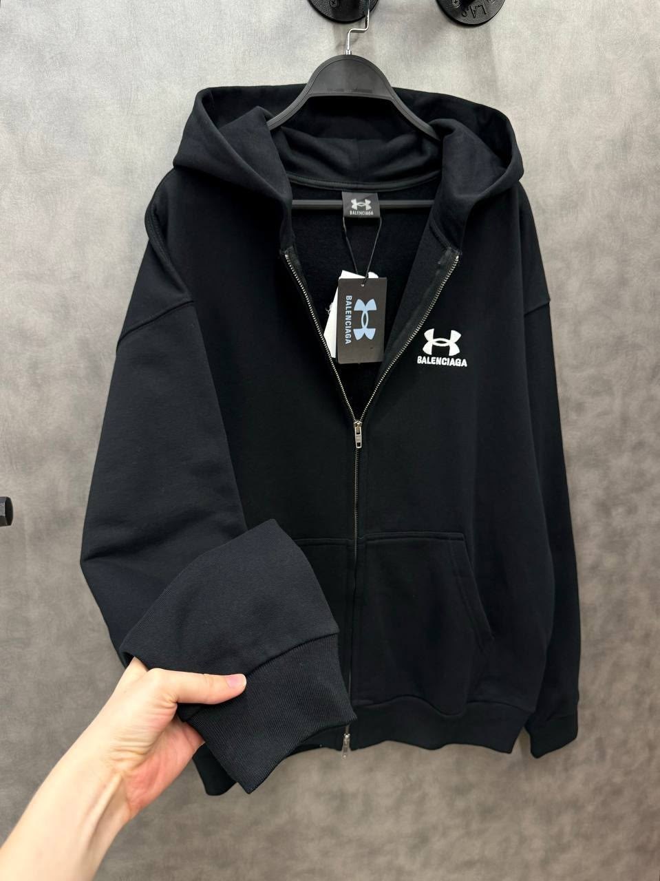 толстовки мужские,толстовки,свитшот и толстовка,under armour balenciaga