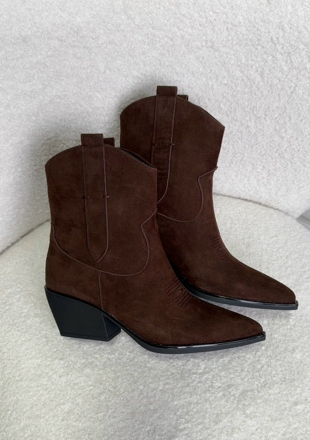 ,казаки замшевые эконика,казаки замшевые женские,ботинки казаки замшевые,натуральная замша