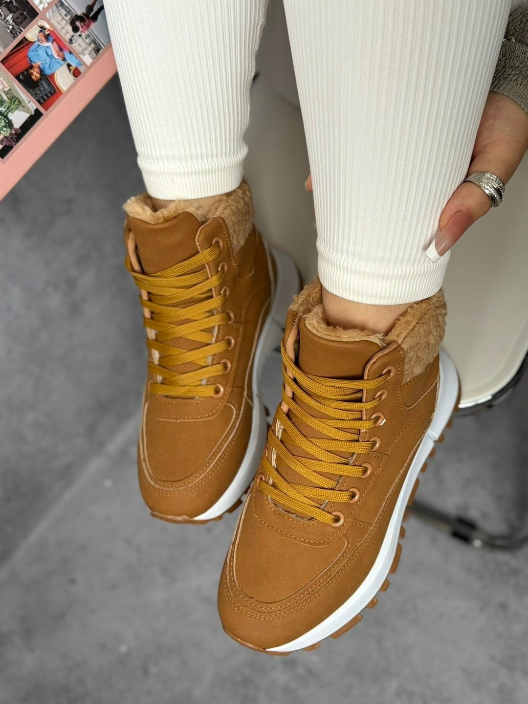 ,кроссовки женскиe,зимние женские кроссовки, женская,зимние кроссовки