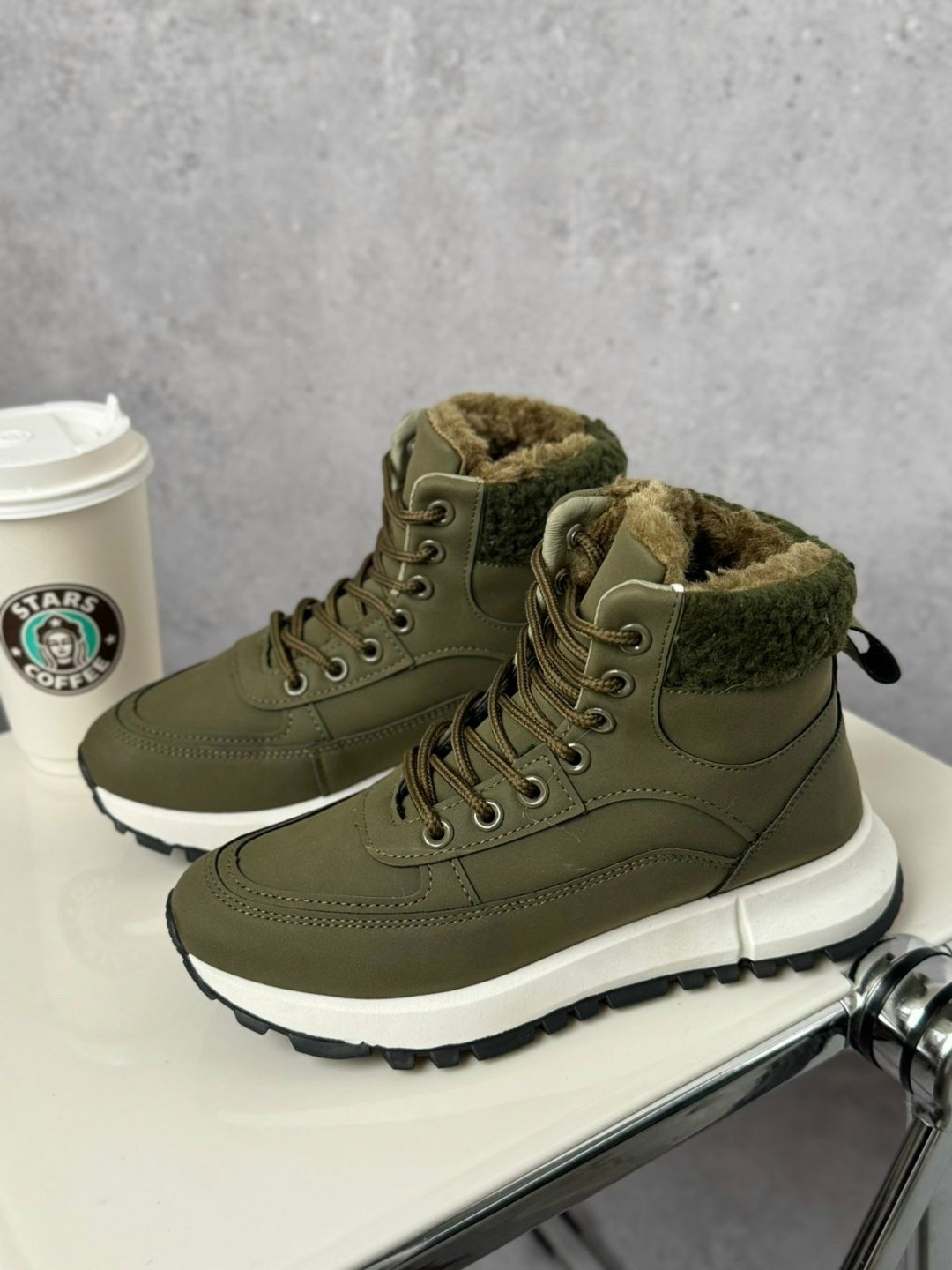 ,кроссовки женскиe,зимние женские кроссовки, женская,зимние кроссовки