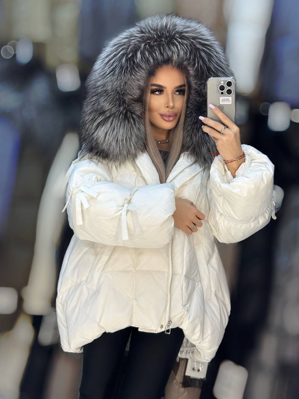 стильные пуховики,пуховик куртка с мехом,зимние куртки,пуховик с мехом,белый пуховик