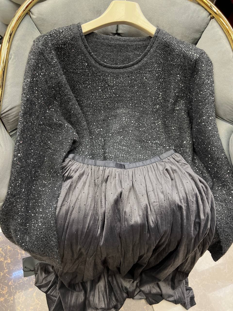 свитер с блестками,модные свитера,свитер с пайетками,джемпер с пайетками,кофта с люрексом