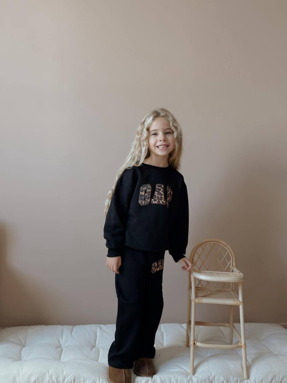 одежда для девочек,спортивные костюм,спортивные костюмы для девочек,свитшот и брюки,костюмы для девочек