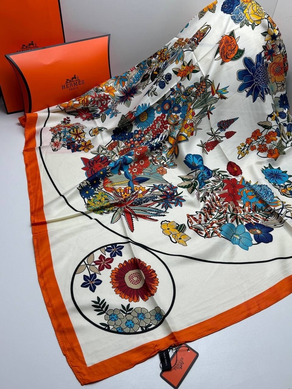 шелковый платок hermes,шелковые платки,платки гермес,платки эрмес шелк,платок женский шелковый