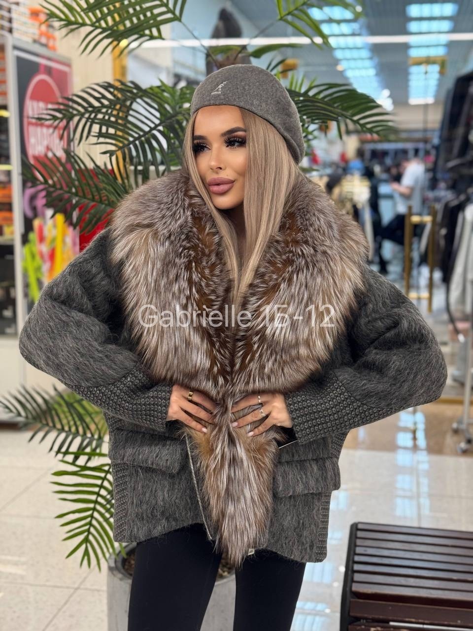 куртка с мехом,стильная куртка,пуховики с натуральным мехом,куртка с натуральный мехом,пуховик с мехом