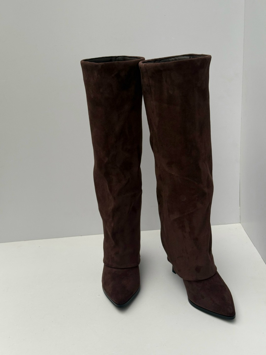 замшевые сапоги,женские сапоги,сапоги из натуральной замши,модные сапоги,замшевые коричневые сапоги sergio rossi