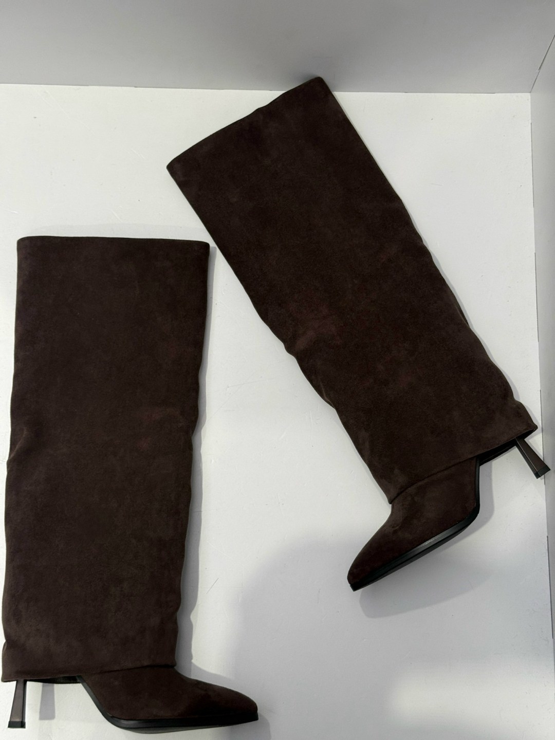 замшевые сапоги,женские сапоги,сапоги из натуральной замши,модные сапоги,замшевые коричневые сапоги sergio rossi