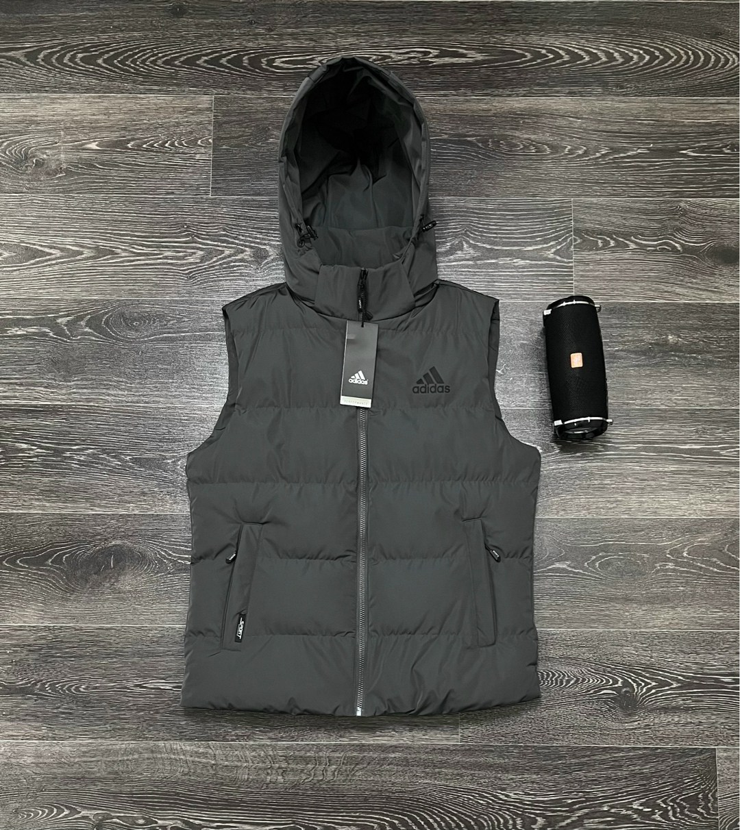 жилетка адидас,жилетка мужская,жилет мужской,жилет,жилетка с капюшоном