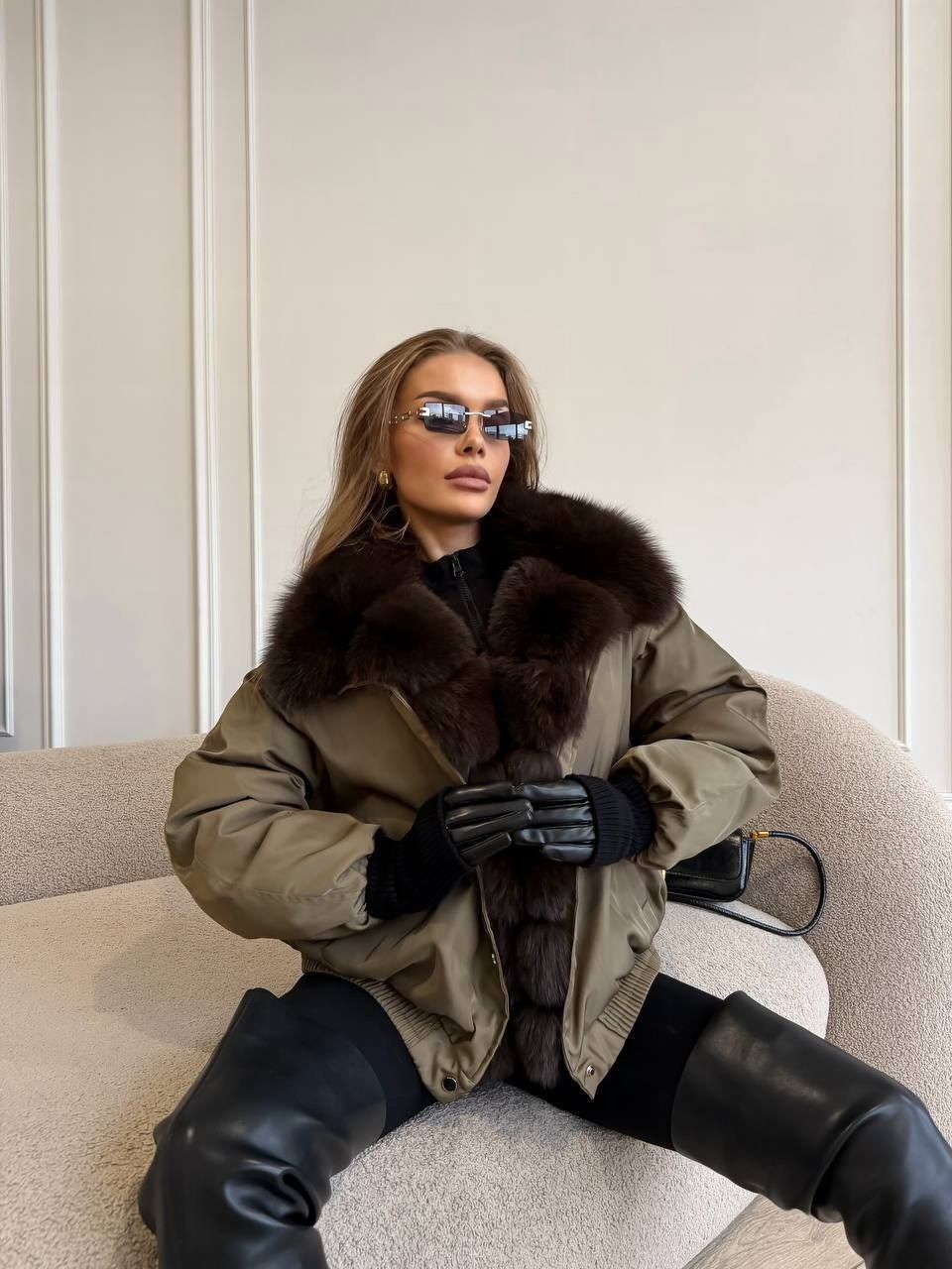 пуховики с мехом,стильные пуховики,пуховики с натуральным мехом,короткий пуховик,куртка пуховик зимний