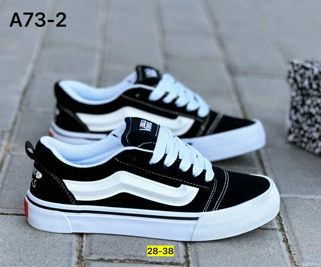 ,кеды молодежные,кеды vans,обуви,пара обуви