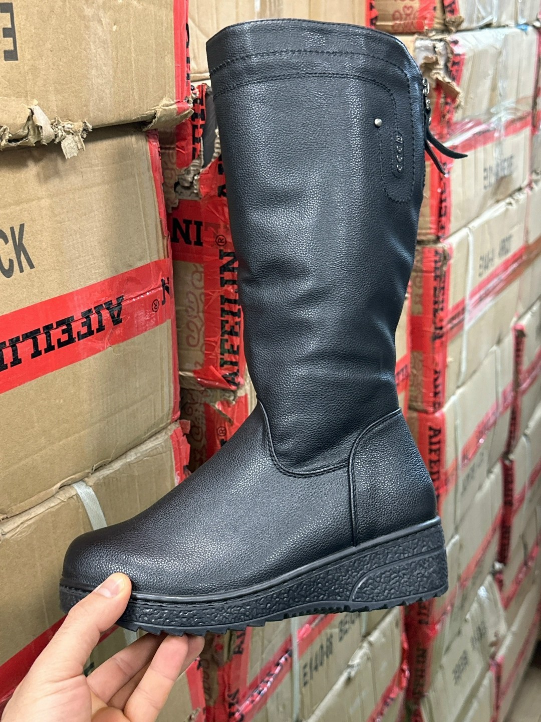 женские сапоги,,зимние женские сапоги,зимние сапоги,сапожки