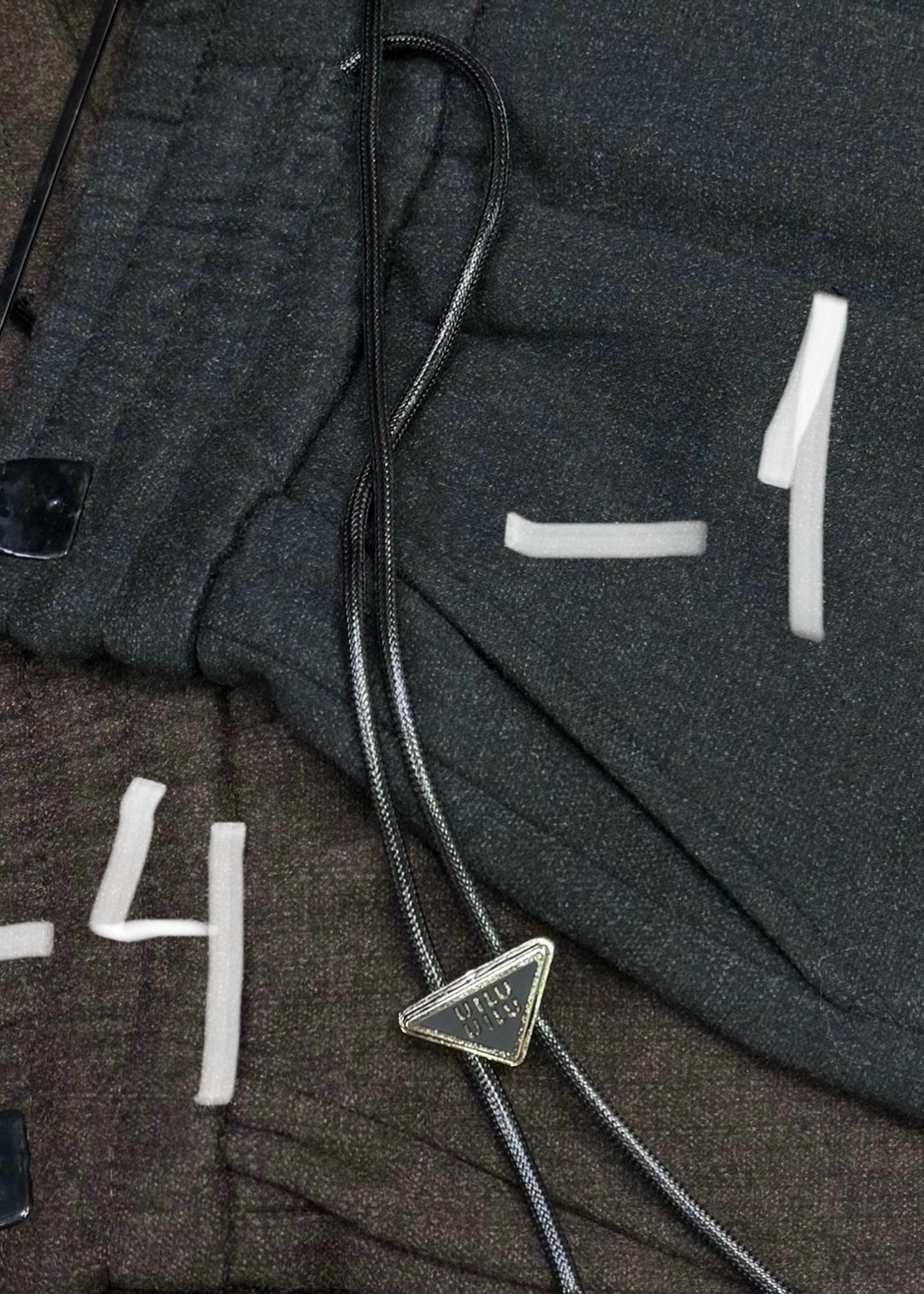 брюки серые,повседневные брюки,спортивные брюки,толстовки мужские