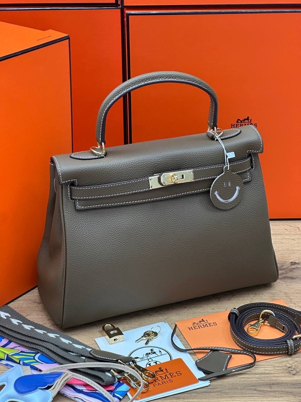 сумка hermes,женская сумка hermes,эрмес келли сумка,сумка хермес келли,эрмес келли сумка оранжевая