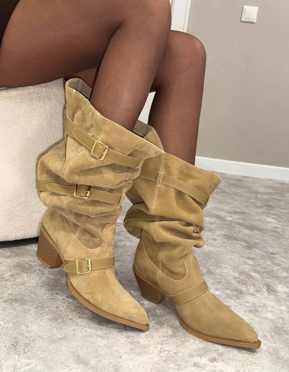 женские сапоги,модные сапоги,замшевые сапоги,сапоги высокие,