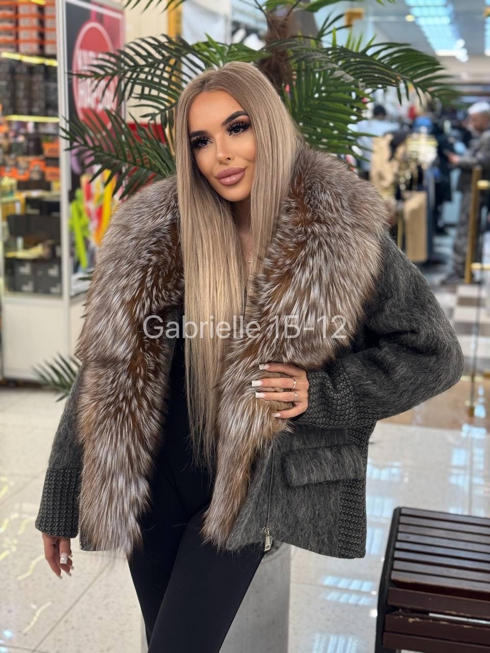 куртка с мехом,стильная куртка,пуховики с натуральным мехом,куртка с натуральный мехом,пуховик с мехом