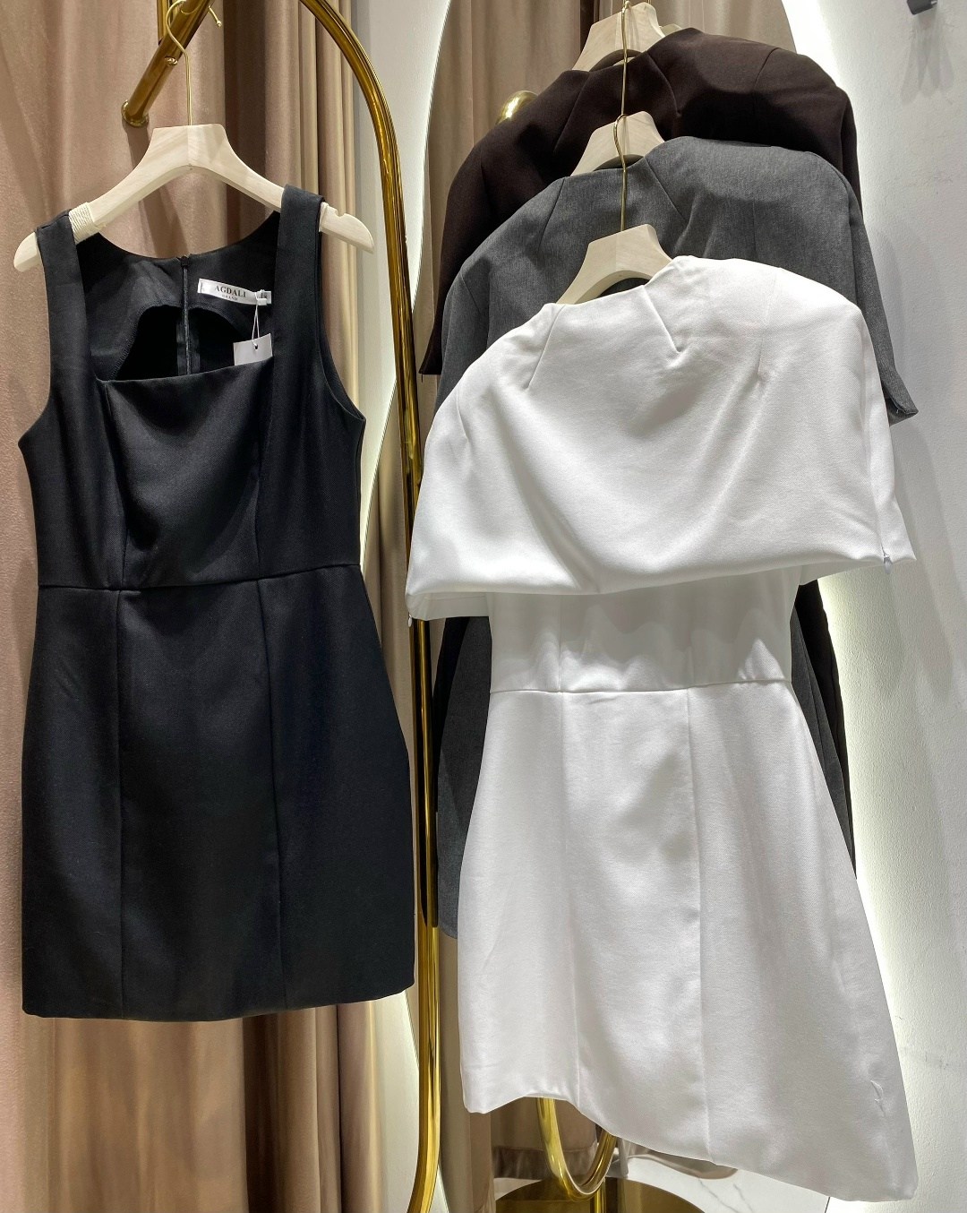 платье прямое,платья мини,модные образы,стильное платье,элегантные пальто