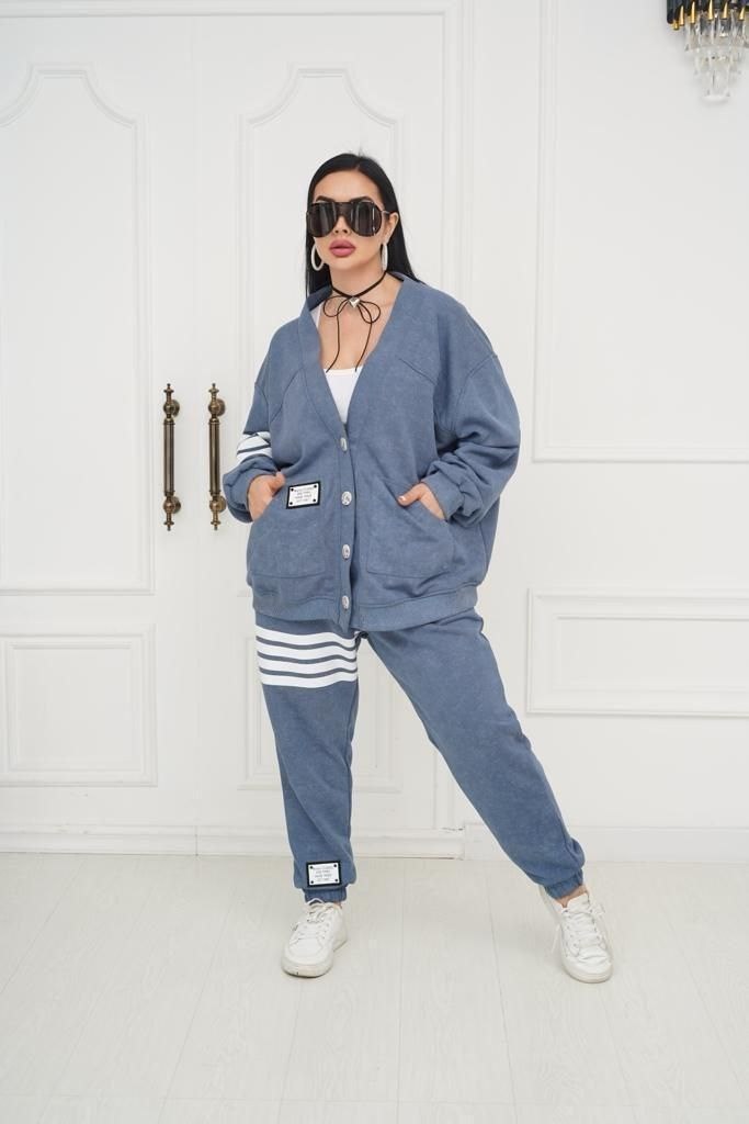 cпортивный костюм больших размеров,трикотажные костюмы,костюмы спортивные,костюм на флисе,спортивные костюмы женские