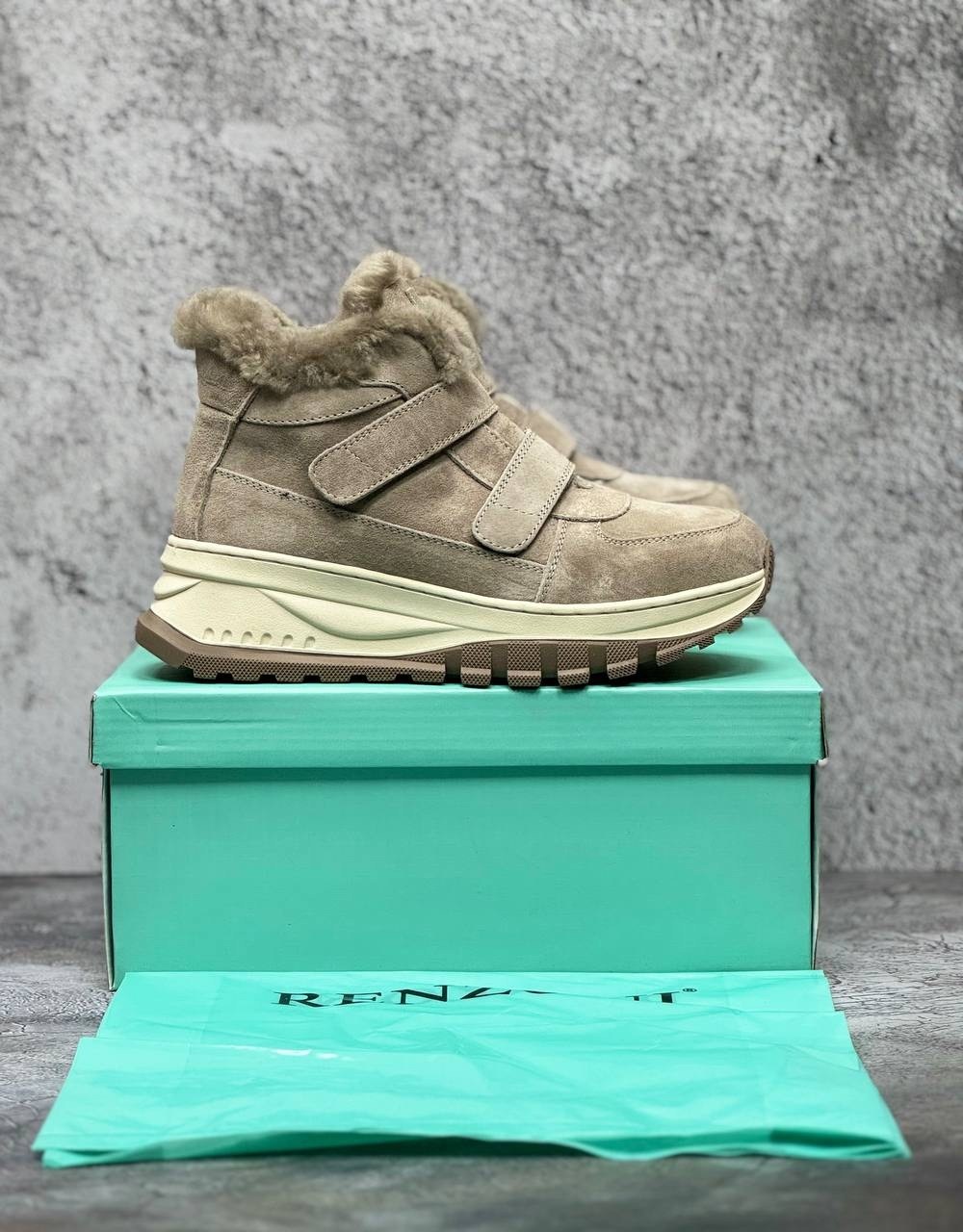 ,ботинка женские зимние,зимняя  женская,зимняя ,ботинки зимние из натуральной замши