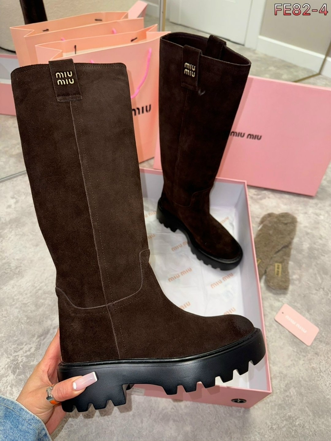 женские сапоги,,кожаные сапоги,модные сапоги,сапоги celine