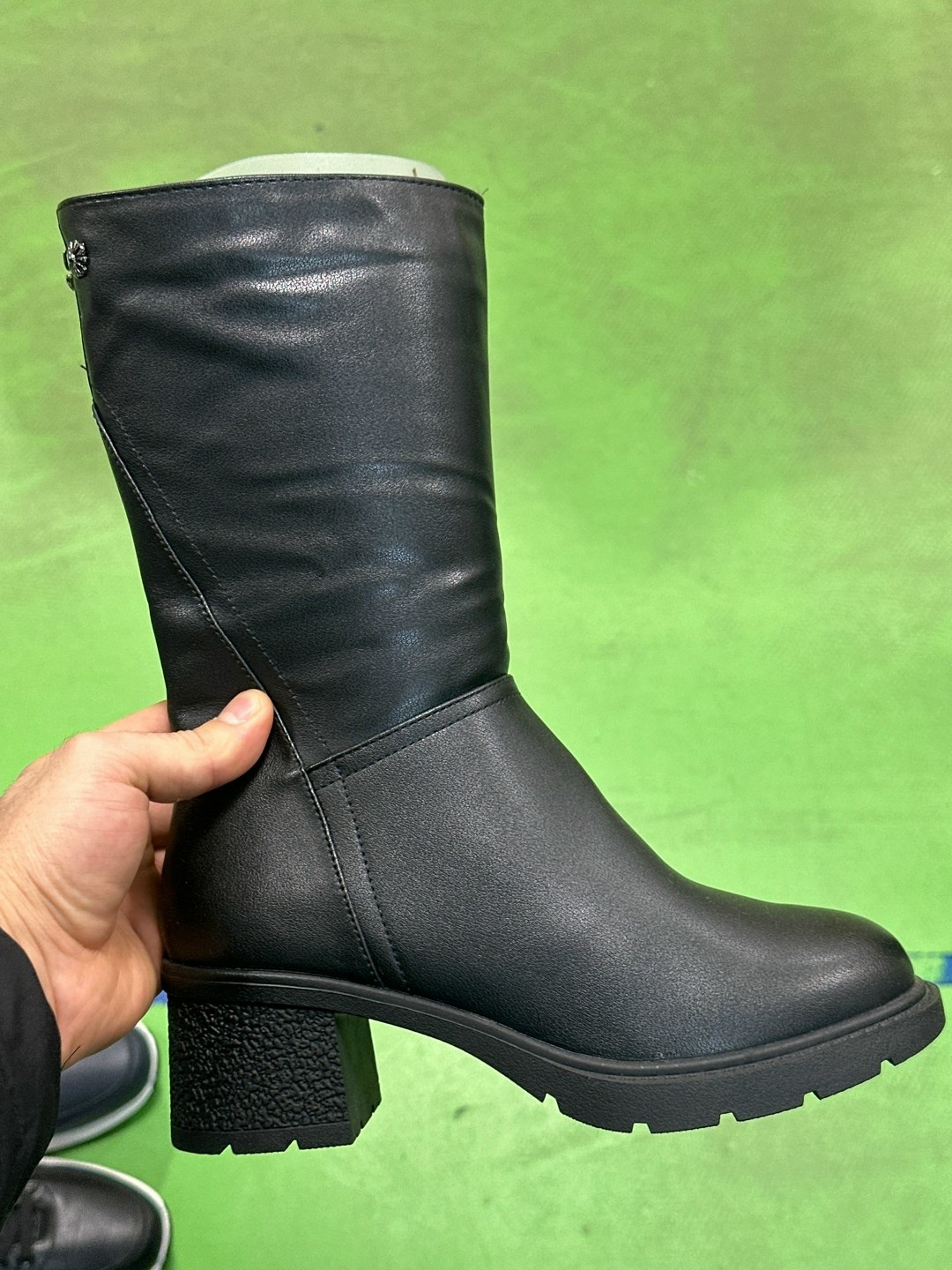 женские зимние сапоги,,сапоги зимние,сапожки,сапог женский