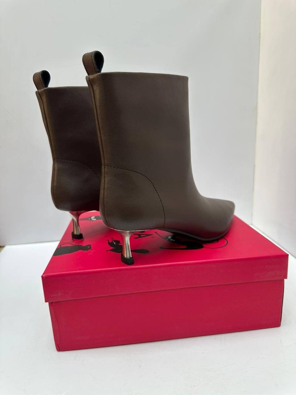 женские ботильоны,модные ботильоны,женские ботильоны с острым носком,, женская