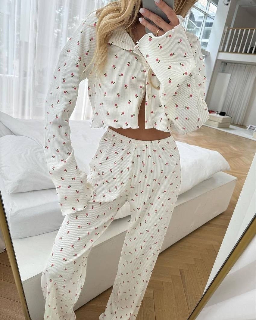 женская пижама,женские пижамные комплекты,пижама с цветочным принтом,пижама одежда для сна,трикотажная пижама