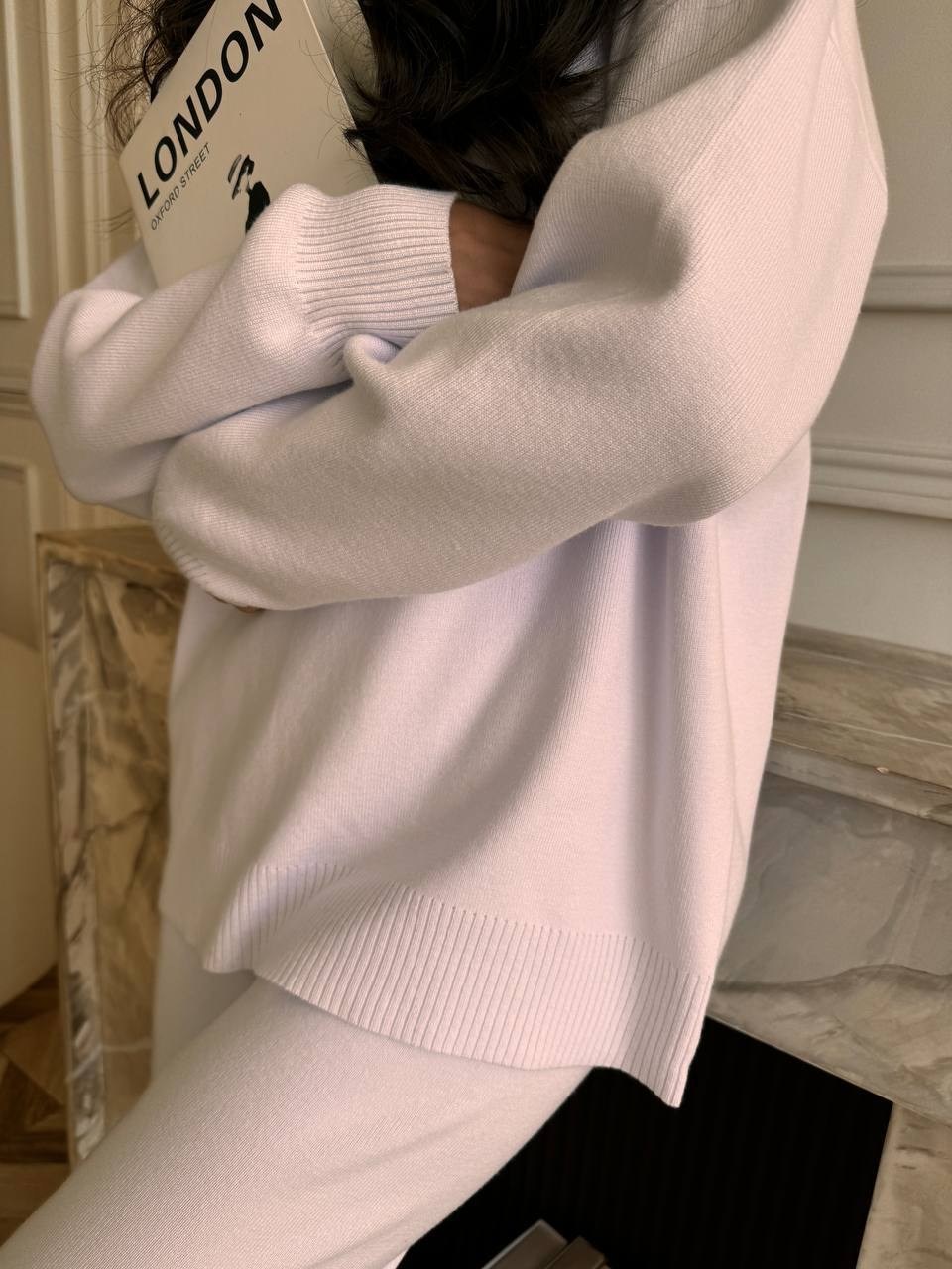 трикотажные костюмы,костюмы брючные,белые костюмы,костюм брючный белый,белый костюм женский