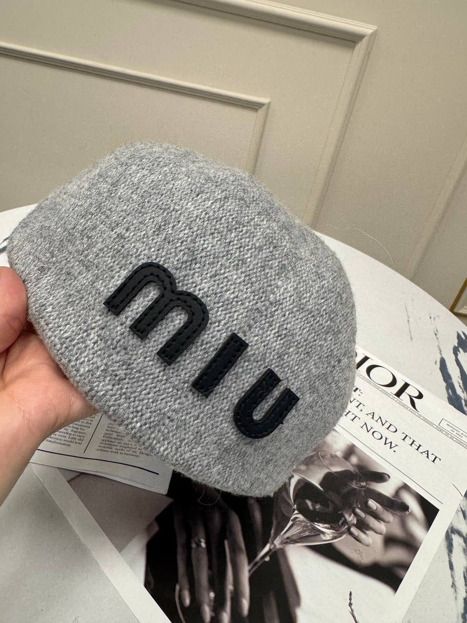 шапка miu miu,вязаная шапка,берет miu miu,модная шапка,берет