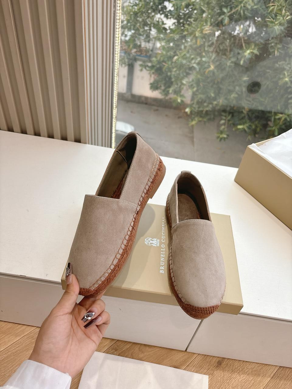 эспадрильи brunello cucinelli,замшевые шлепанцы brunello cucinelli,лоферы brunello cucinelli,эспадрильи женские,