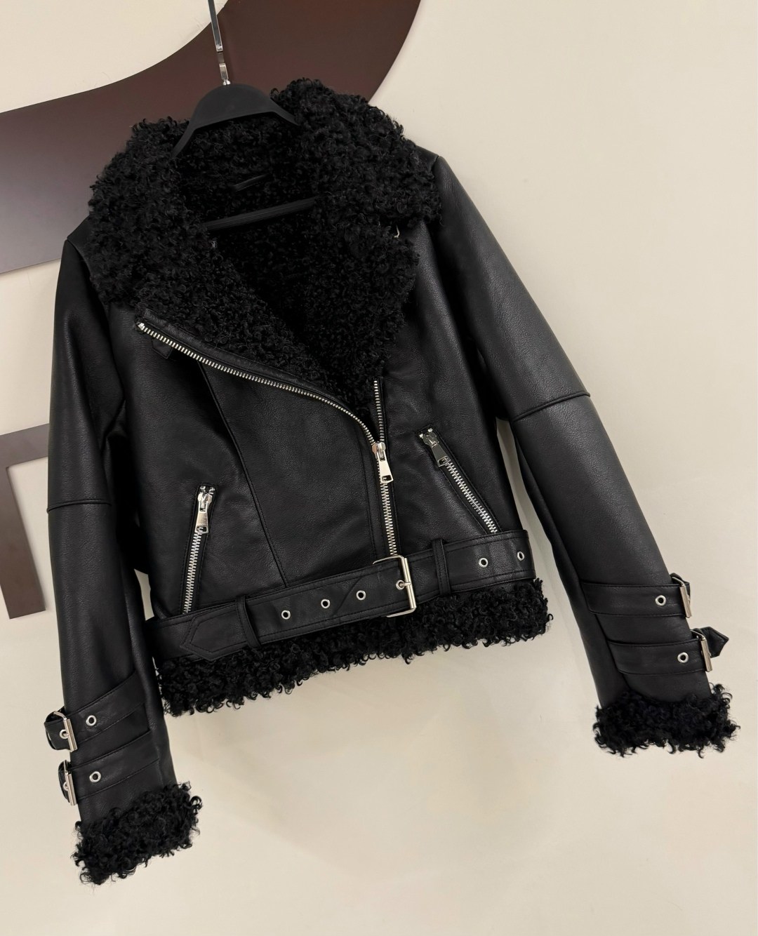 дубленка авиатор,женская дубленка,зимние куртки,укороченная дубленка,стильная дубленка