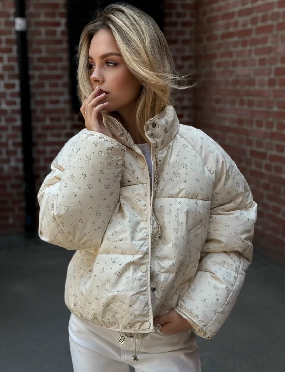 повседневная куртка,пуховик с карманом,куртка теплая,утепленная куртка с карманами,куртка демисезонная