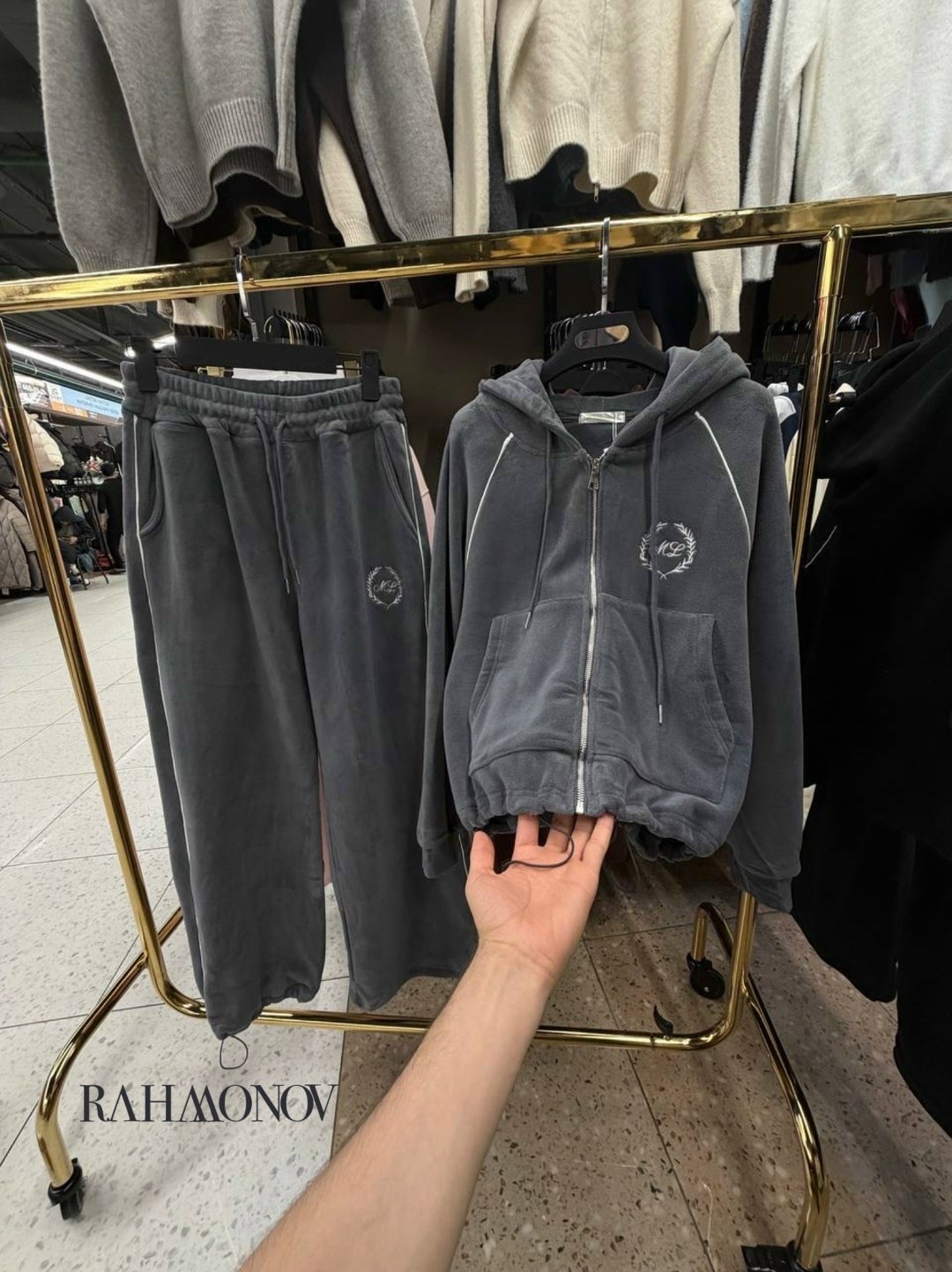 костюмы спортивные женский,cпортивный костюм велюровый,спортивные костюм,велюровые костюмы,cпортивный костюм женский на флисе