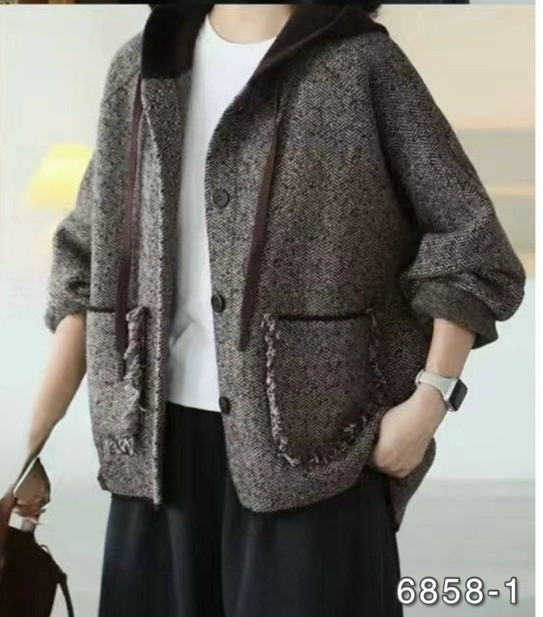 шерстяное пальто,теплое пальто,полупальто из,пальто с капюшоном,вязаная куртка