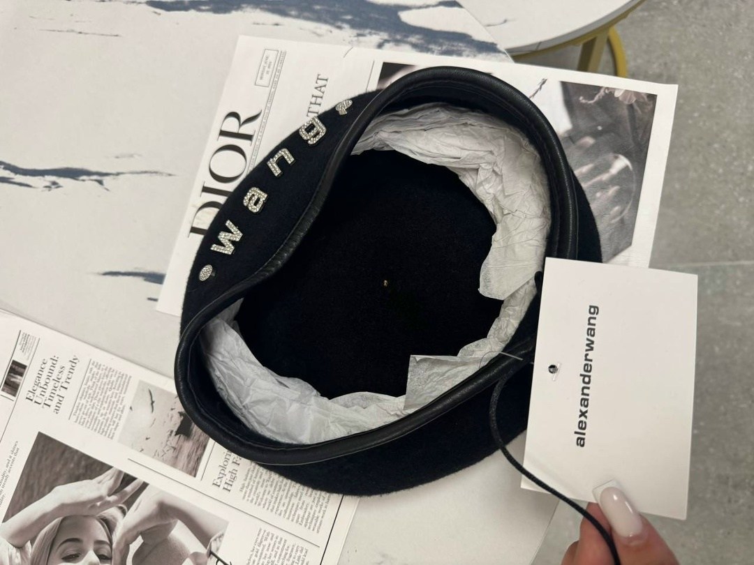 женские головные уборы,берет,брендовые женские,берет модный,модная кепка