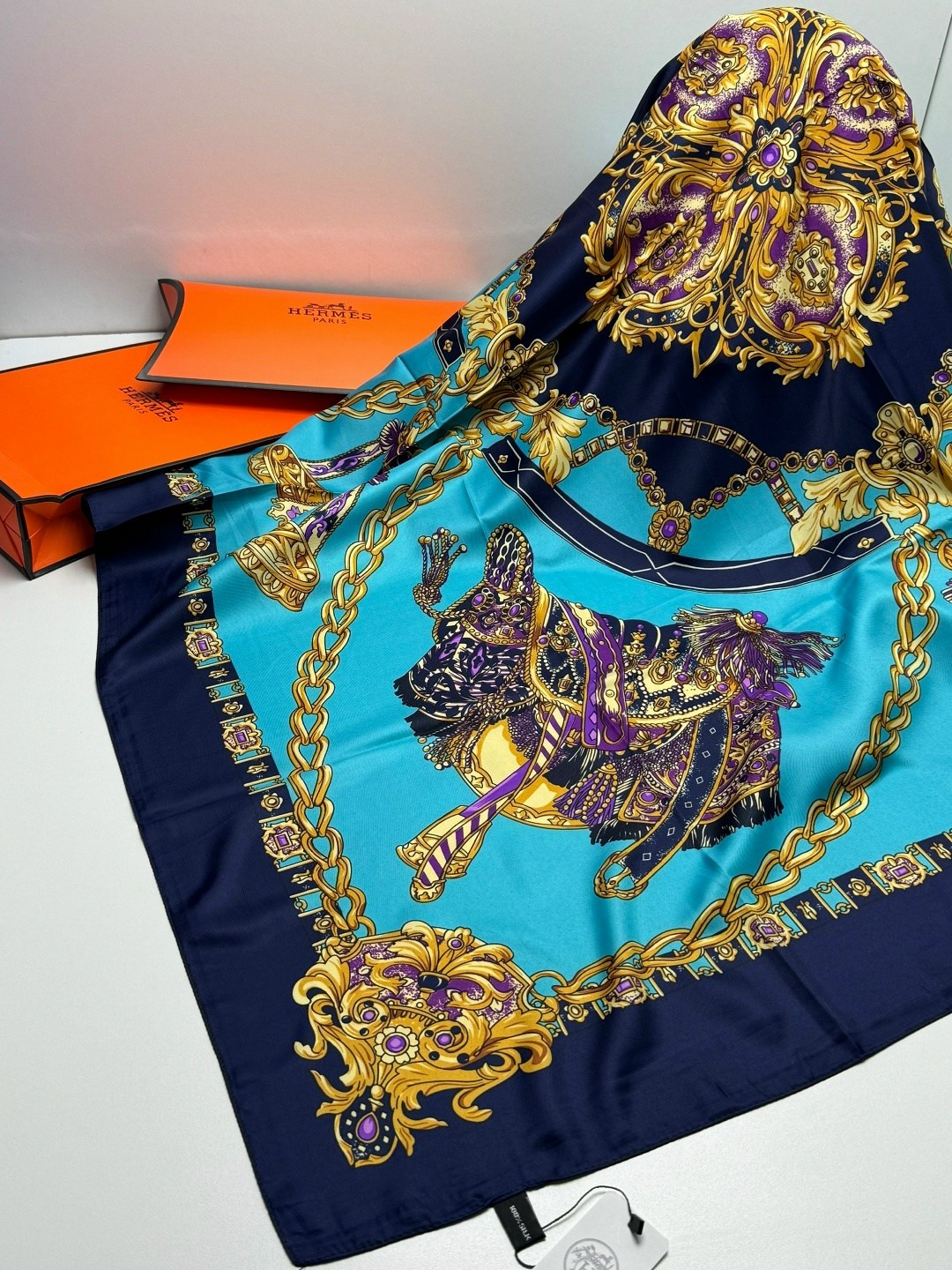 шелковый платок hermes,шелковые платки,платки гермес,платки эрмес шелк,платок женский шелковый