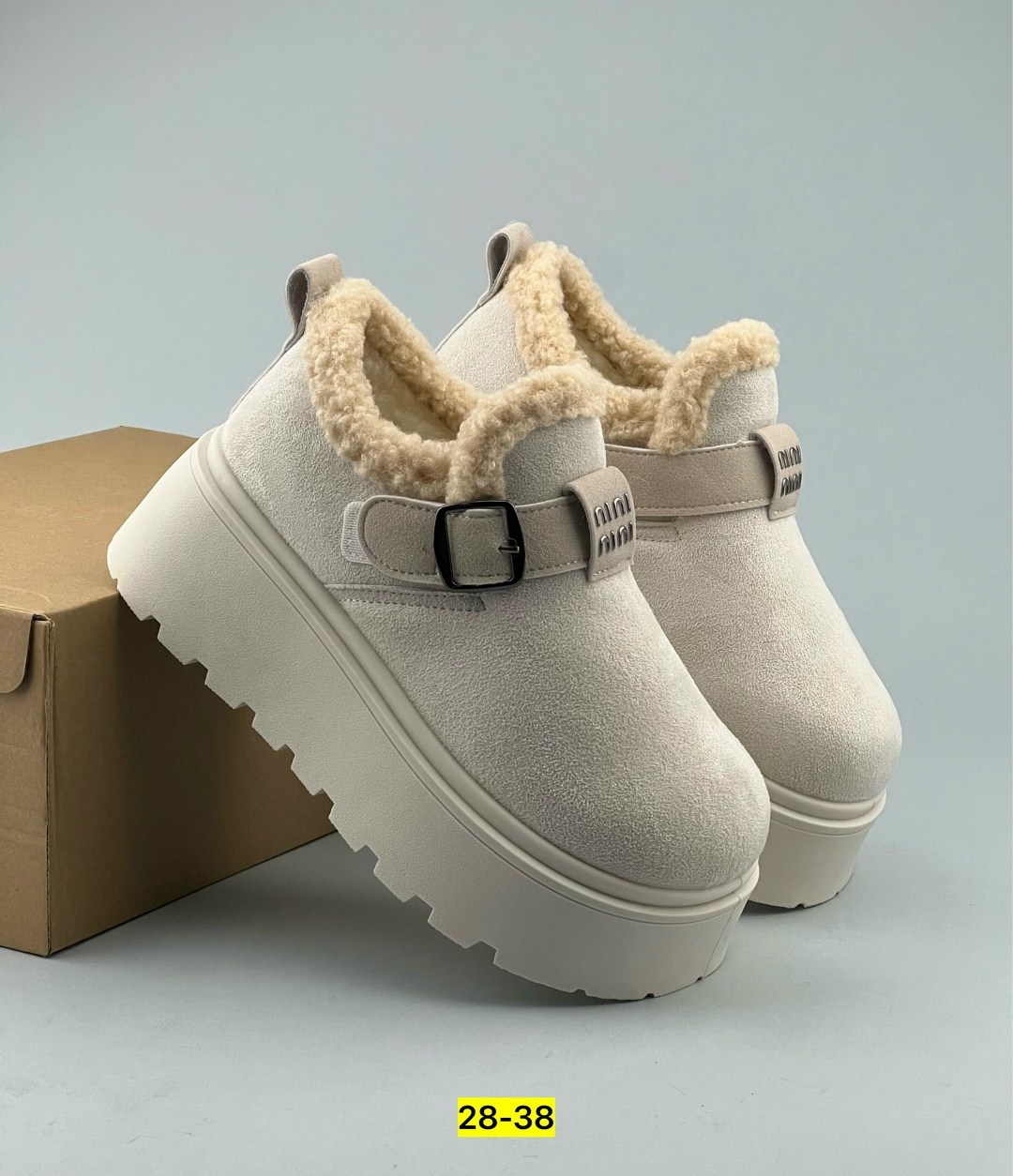 женские угги,,женская ,женская зимняя ,зимняя