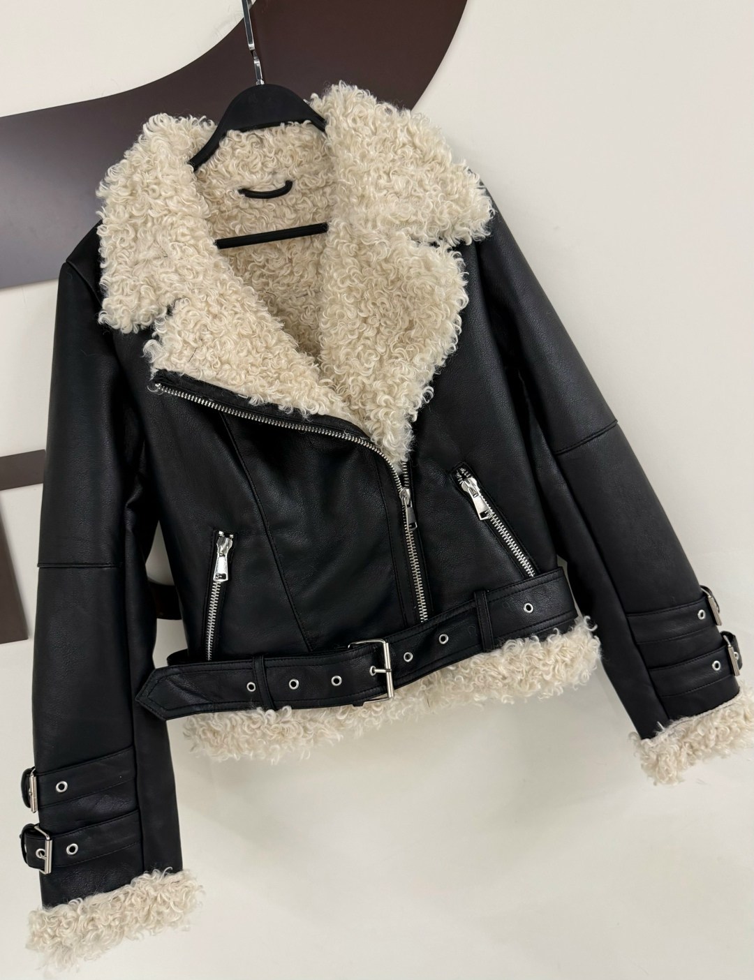 дубленка авиатор,женская дубленка,зимние куртки,укороченная дубленка,стильная дубленка