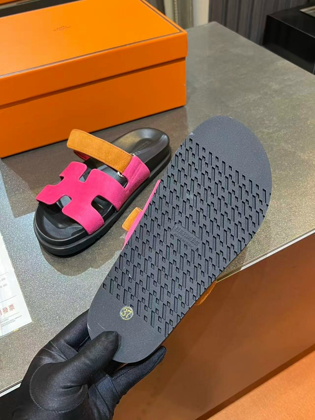 hermes шлепанцы,босоножки hermes женские,женские шлепанцы,модные сандалии,тапочки hermes женские