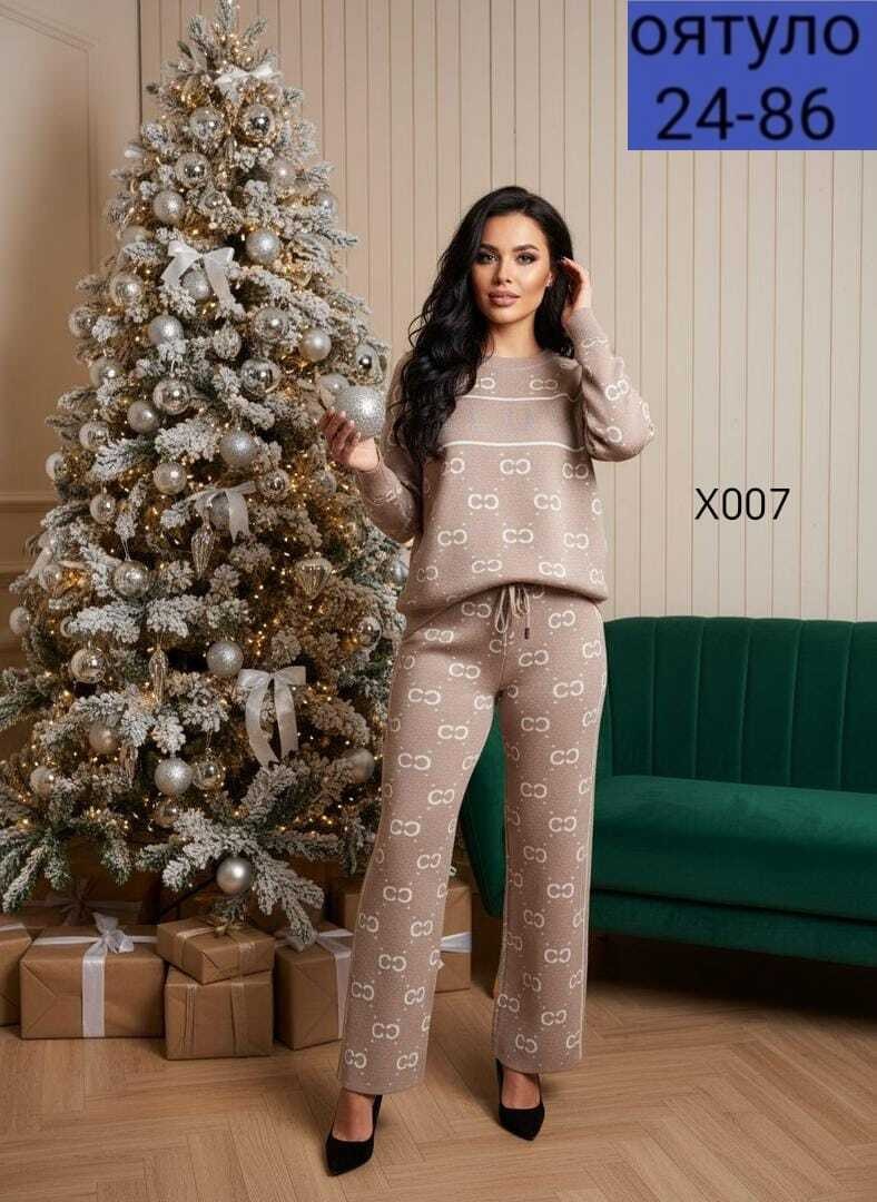 трикотажные костюмы,женские костюмы,костюмы спортивные женские,женский трикотажный костюм,вязаный костюм женский