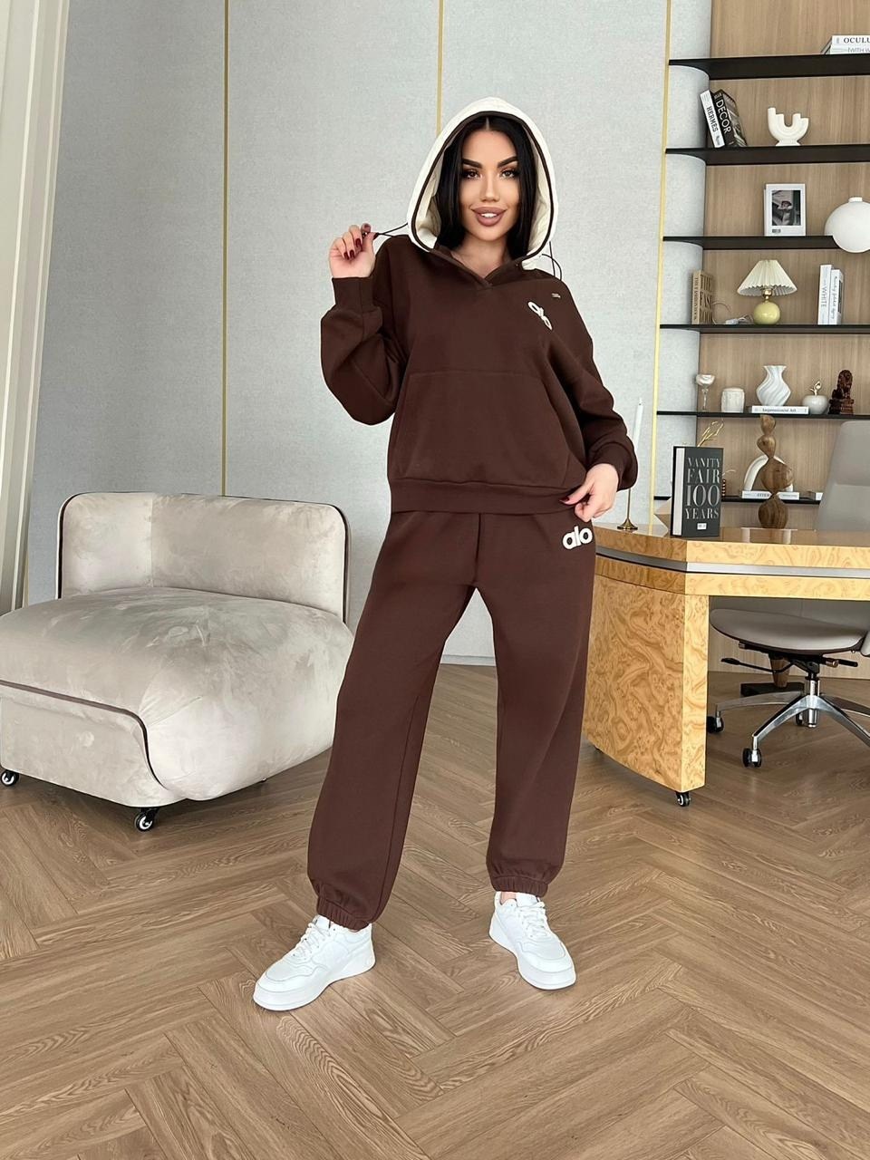 женские костюмы спортивные,костюмы спортивные,женский спортивный костюм на флисе,костюм на флисе,спортивные костюмы на флисе