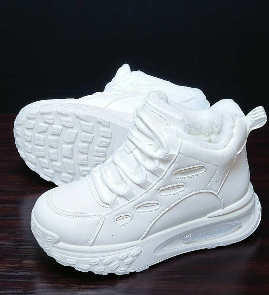 кроссовки женскиe,,кроссовки,зимние женские кроссовки,кроссовки женские белые