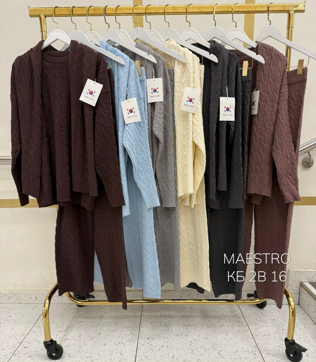 брючные трикотажные костюмы для женщин,вязаные костюмы,вязаные костюмы женские,костюмы женские,трикотажные костюмы