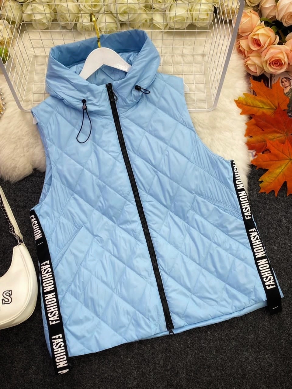 желтый жилет женский,жилет женский,жилет теплый,жилет с капюшоном,жилет двусторонний