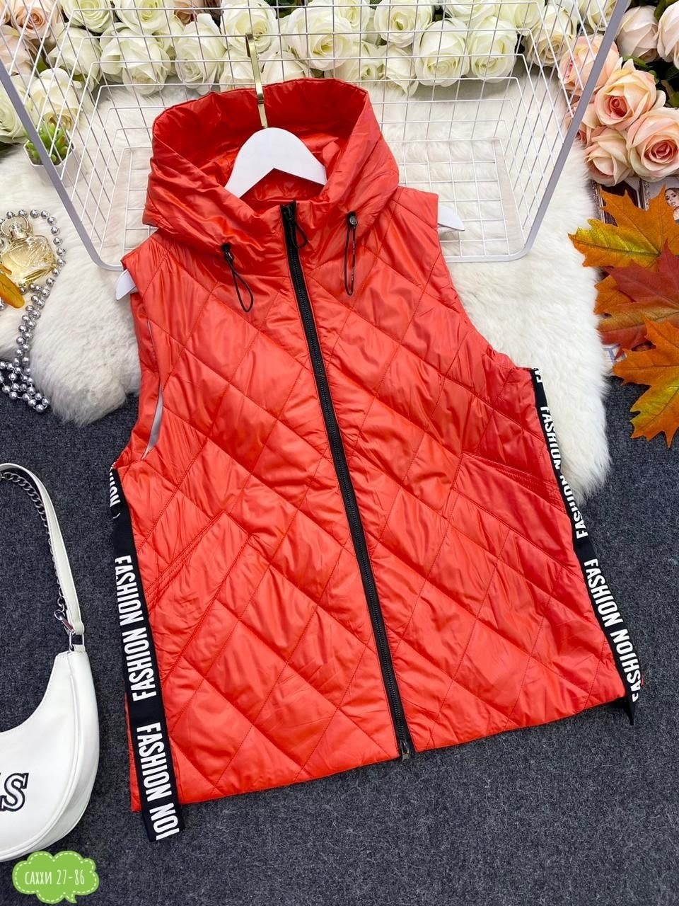 жилетка женская,желтый жилет женский,желтая жилетка женская,жилетка,теплый жилет