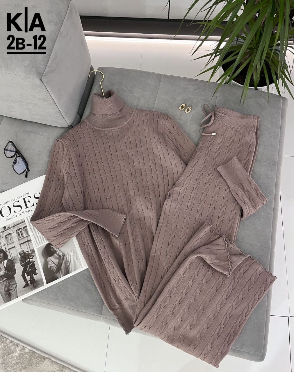 трикотажные костюмы,вязаные костюмы,трикотажные костюмы женские,женский вязаный костюм,костюмы женские