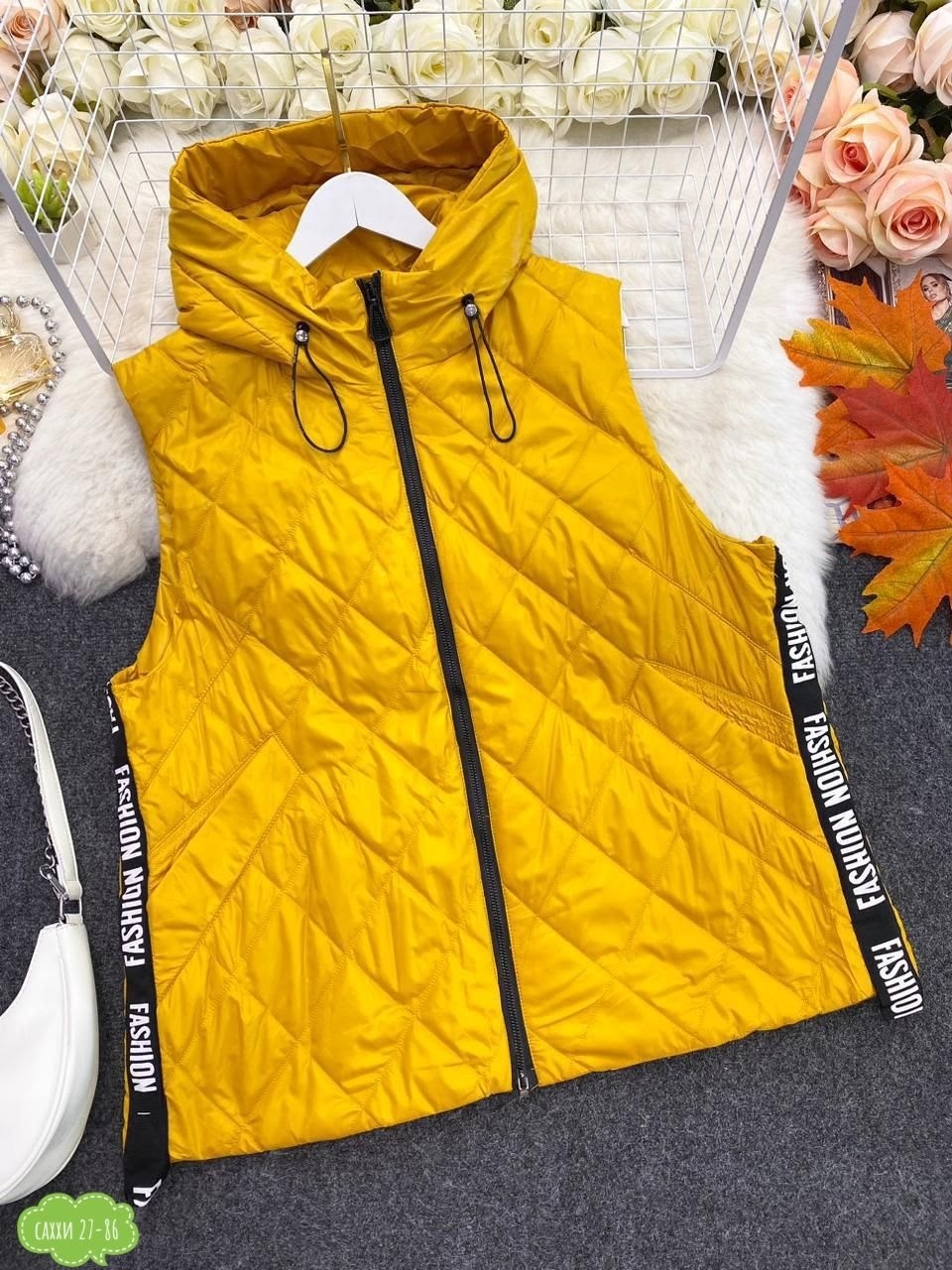 жилетка женская,желтый жилет женский,желтая жилетка женская,жилетка,теплый жилет