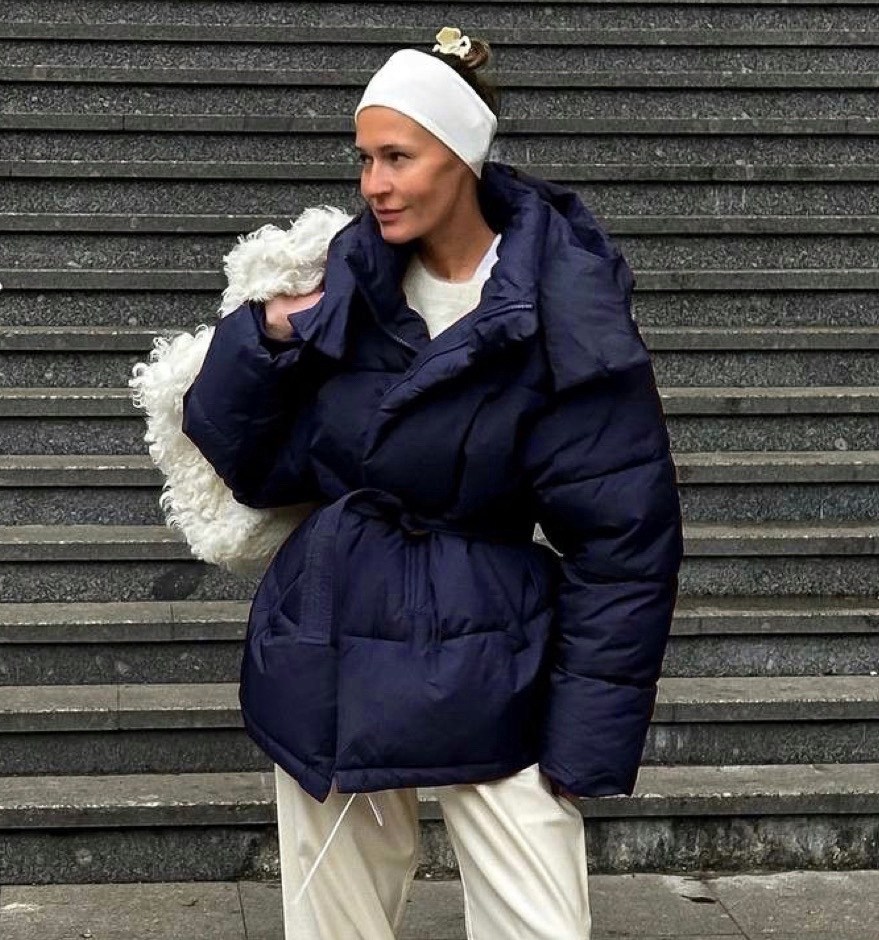 стильные пуховики,зимние образы с пуховиками,пуховик оверсайз,зимняя куртка оверсайз,объемный пуховик