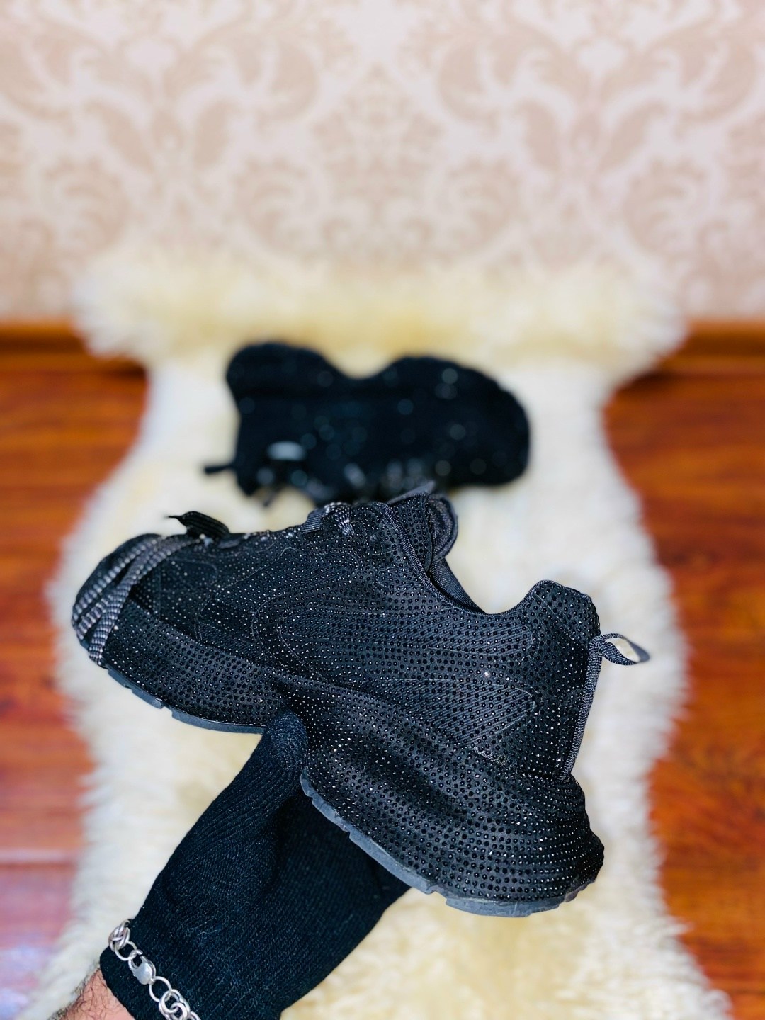 ,женские кроссовки,кроссовки со стразами,женские кроссовки balenciaga,блестящие кроссовки